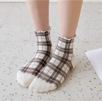 Ilkbahar Ve Yaz Yeni kadın Çorap Japon Pamuk Retro Ahşap Kulak Kare Ekose Orta Tüp Çorap Kore Basit Tarzı Çorap