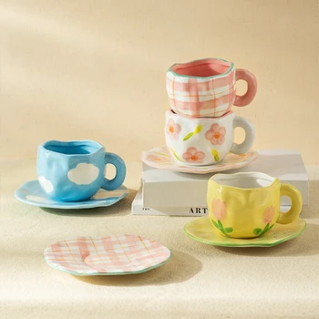 320 ML El Yapımı Düzensiz Seramik Kahve fincan ve çay tabağı Seti Çiçek Boyalı Kullanımlık Yulaf Ezmesi Süt Çay kulplu kupa Otel Kullanımı