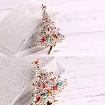 Yeni Noel Ağacı Broş Kadınlar için Rhinestone Kakma moda takı Festivali Broş Pins İyi Hediye Kış Ceket Kap Broş